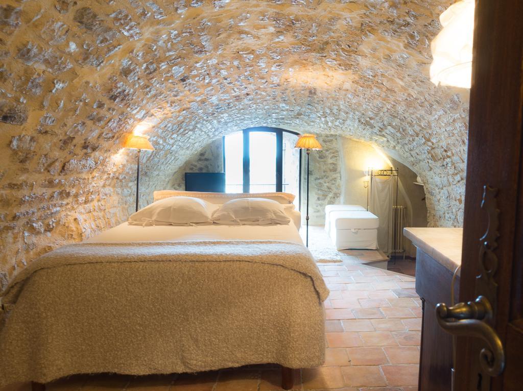 La Maison Disabelle Bed and Breakfast Teyran Rum bild